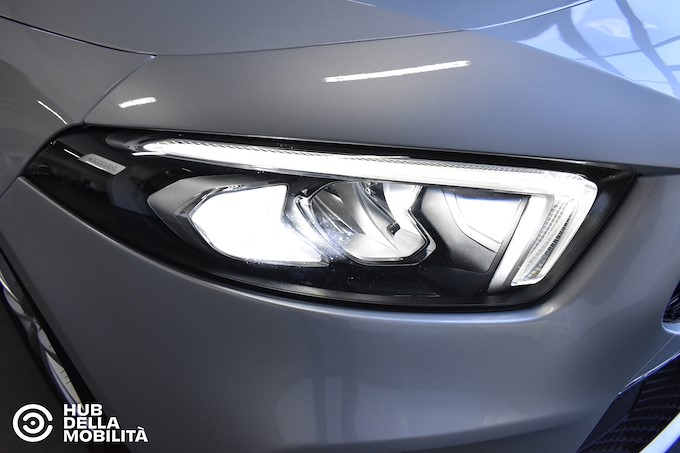 MERCEDES-BENZ A 160 Sport